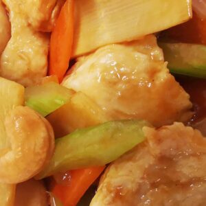Chicken with Cashew Nuts